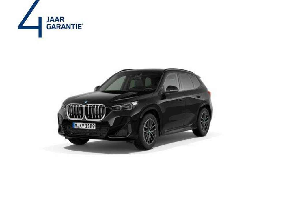 BMW sDrive18i M-Sport Pano dak