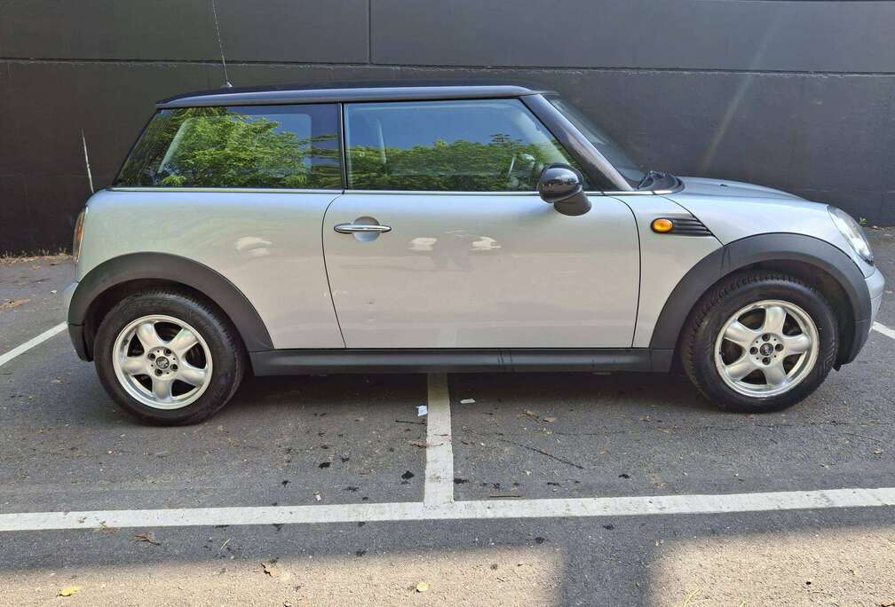MINI Mini 1.6i Cooper