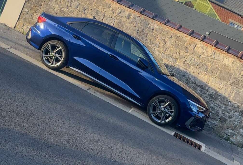 Audi 30 TFSI Business Edition S line tronic