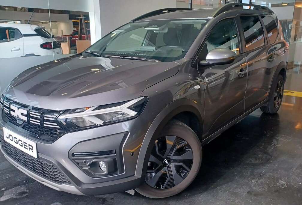 Dacia Expression 7pl TCe 110 / Valckenier Aalst