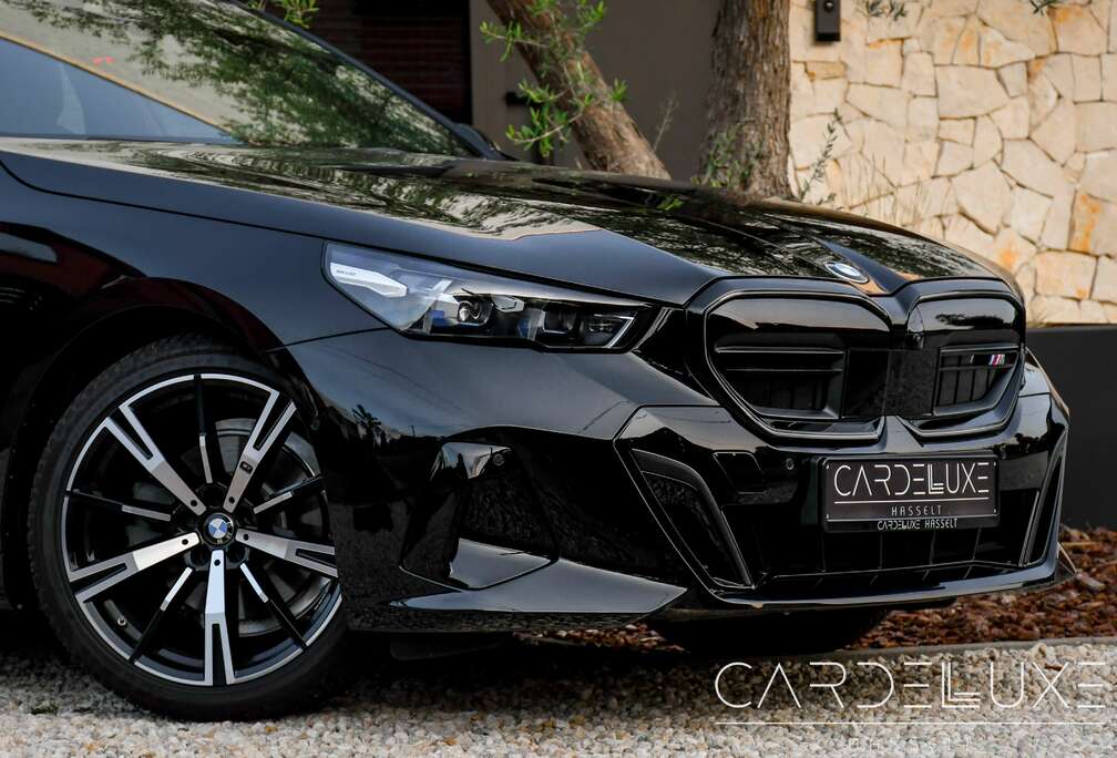 BMW M-SPORT/CAMERA/TREKHAAK/H&K/DRIVEPLUS/AMBIENT