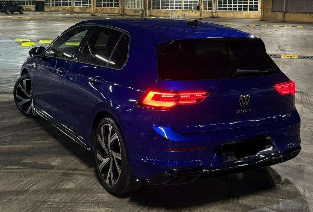 Volkswagen Golf 2.0 R-Line