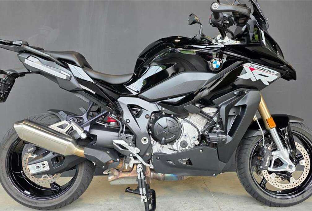 BMW 0