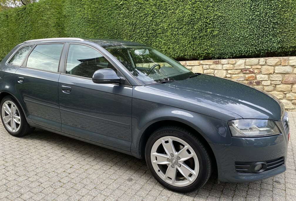 Audi 1.6 TDI Sportback DPF Ambition