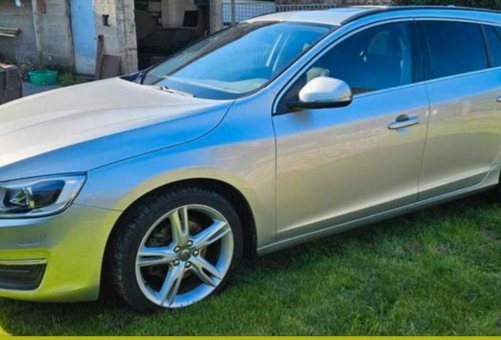 Volvo 2.0 D2 Luxury Edition