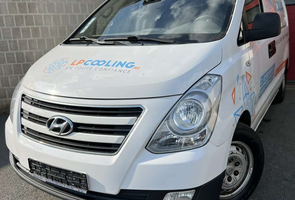 Hyundai H-1 2.5 CRDi Comfort ( 7.023 € HTVA ) CLIM
