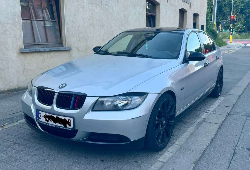 BMW 325i Aut.