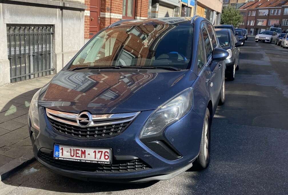 Opel 2.0 CDTi Essentia 7 places