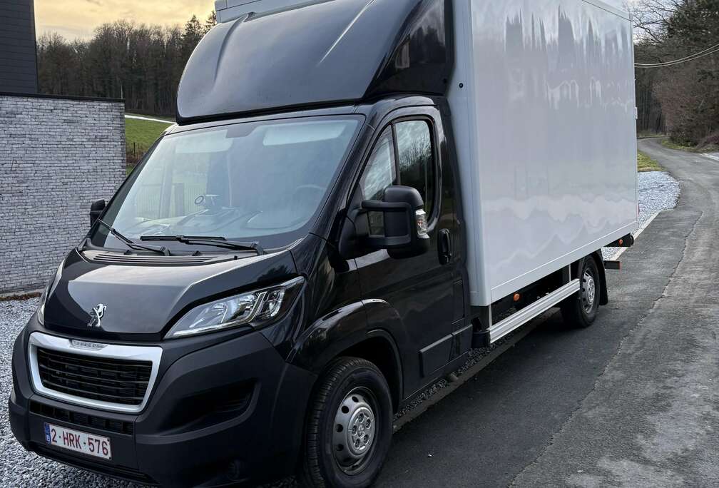 Peugeot 2.2 BlueHDi caisse alu 20m avec hayon
