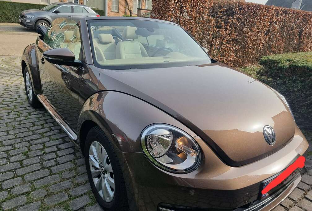 Volkswagen Beetle Cabriolet 1.2 TSI Design