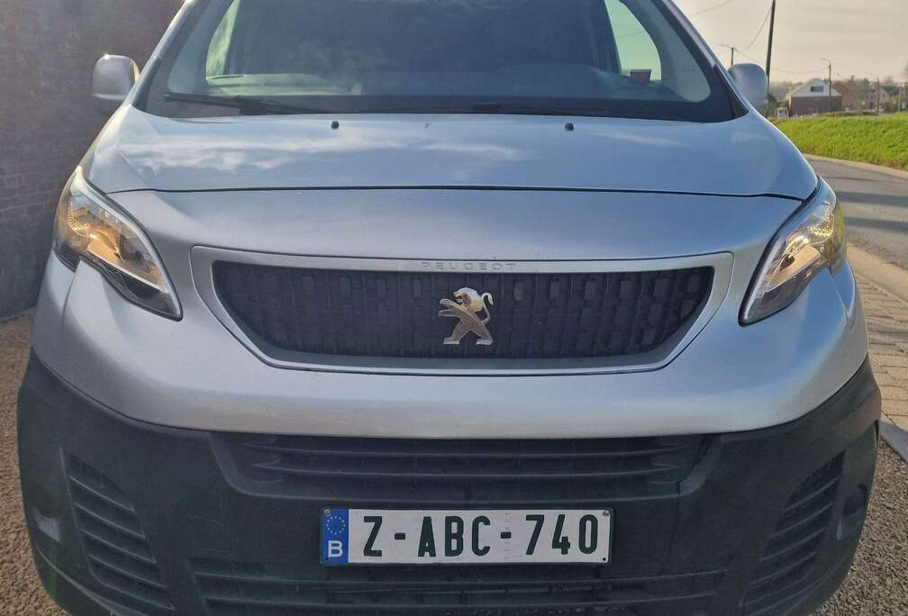 Peugeot 2.0 BlueHDi L2 Standard Premium Pack S