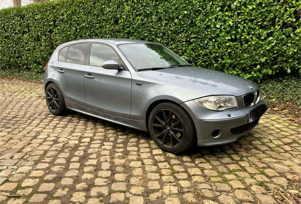 BMW 120i