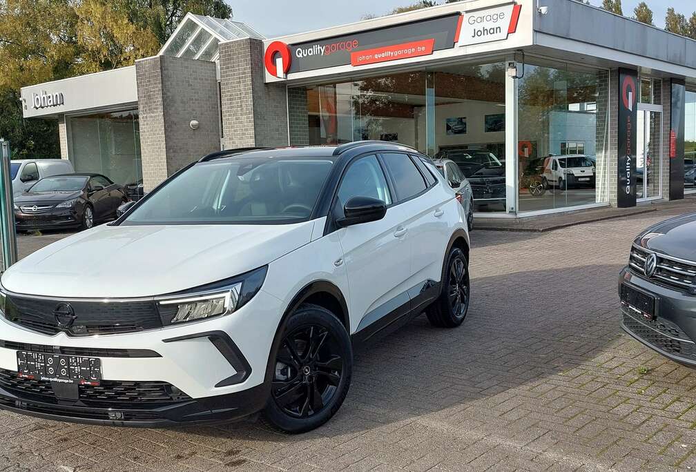 Opel 1.2 Turbo GS Line