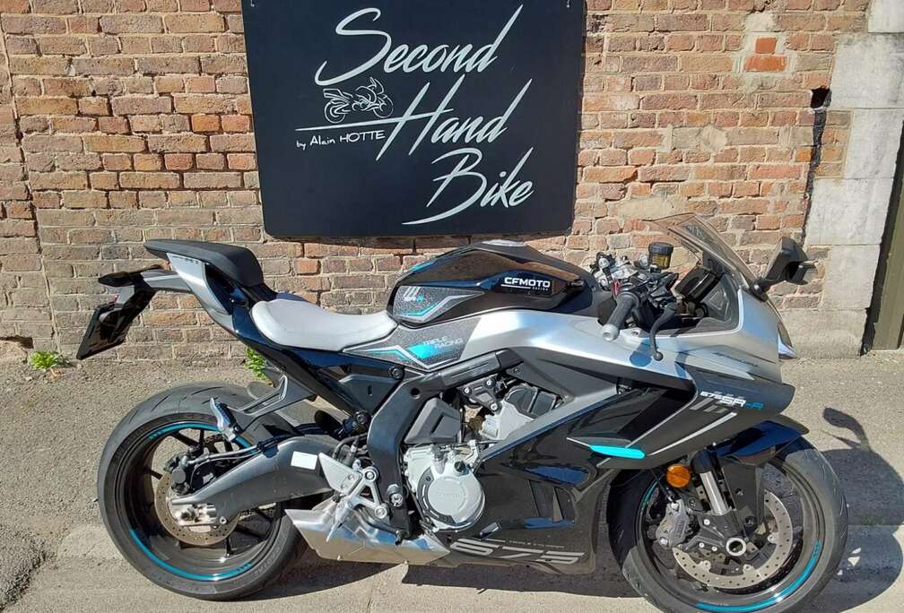 CF MOTO 675 SR-R, NEUVE GARANTIE 4,5 ANS, 6500 EUR