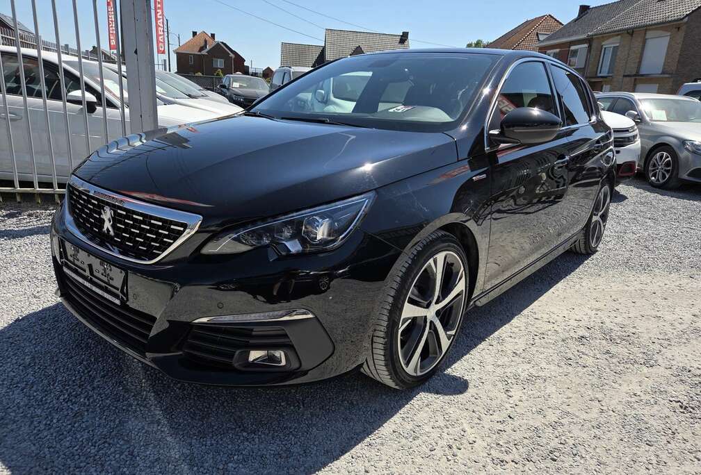 Peugeot 1.2 GT LineMASSAGEZETELSCARPLAYCRUISELEDERNAV