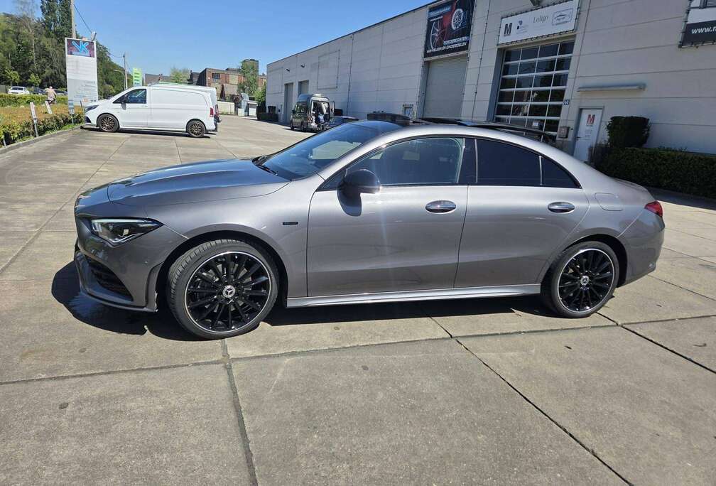 Mercedes-Benz CLA 250 e PHEV
