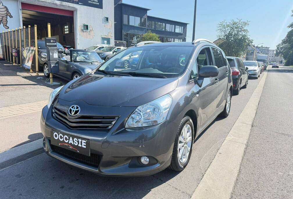 Toyota 1.6i Executive **12M GARANTIE**