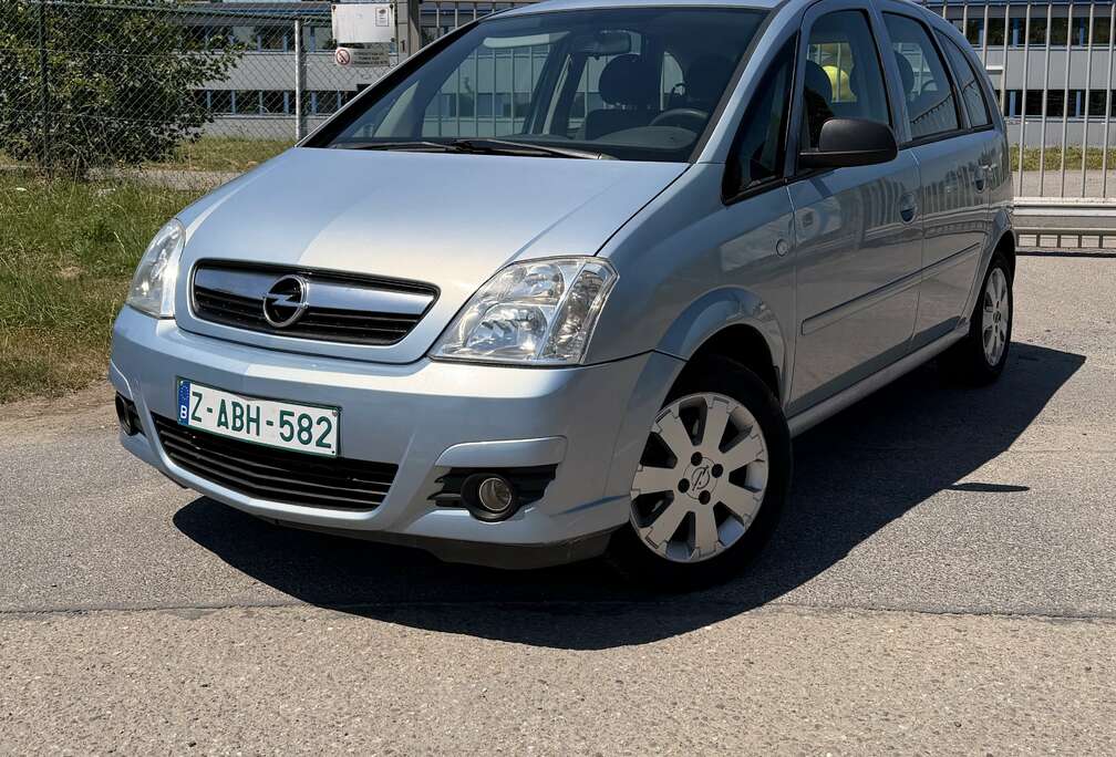 Opel 1.6i XE 16v Cosmo Easytronic