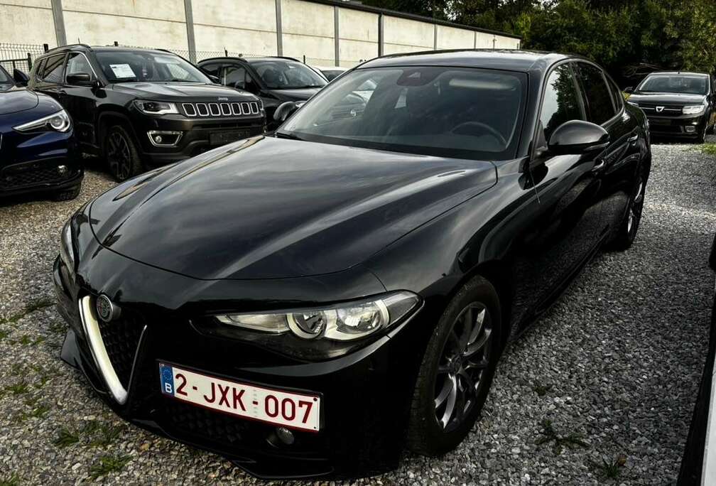 Alfa Romeo Giulia 2.2 JTDm * GARANTIE