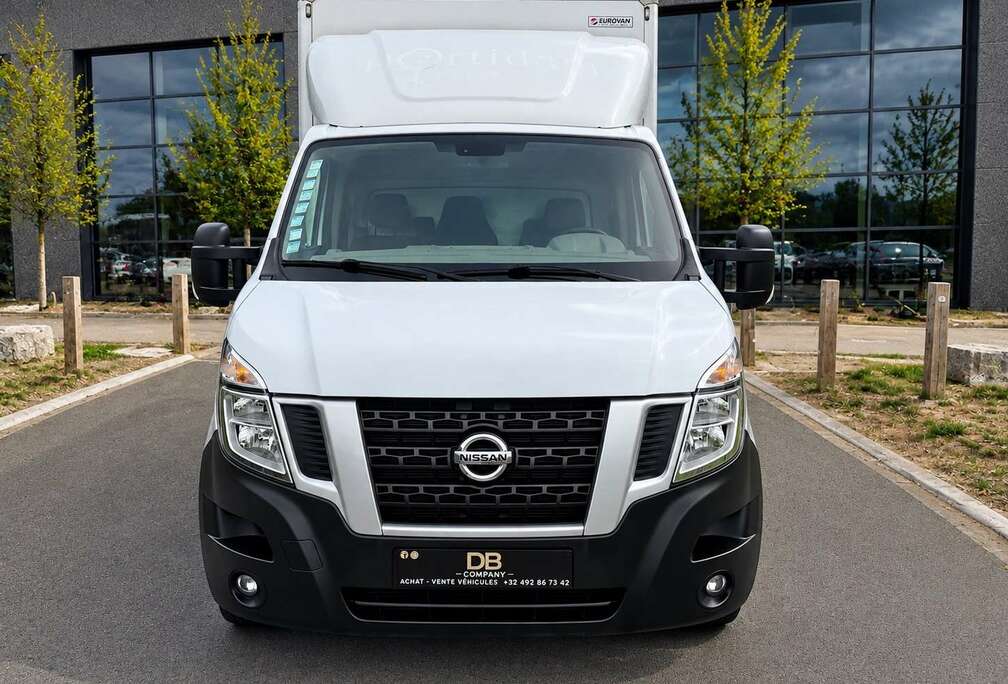 Nissan 2.3 dCi(Faible kilométrage  22.761 )  caisse d\'aménagement (HTVA 18.181 ) GARANTIE 12 mois