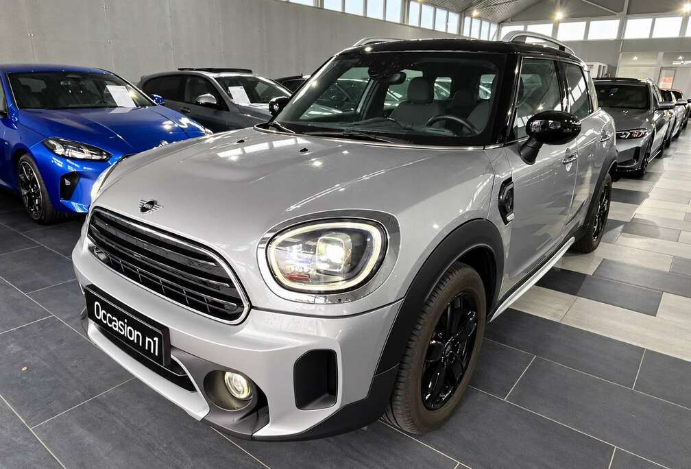 MINI BOITE AUTO / SPORT / CUIR / NAVI / CAMERA