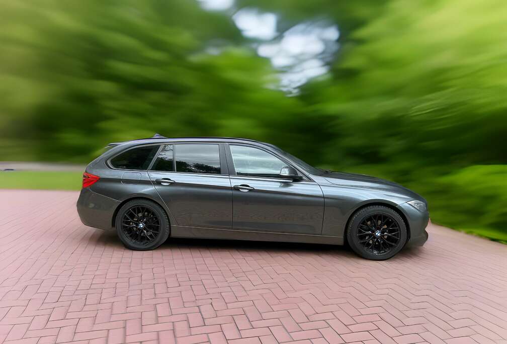 BMW 318d Touring