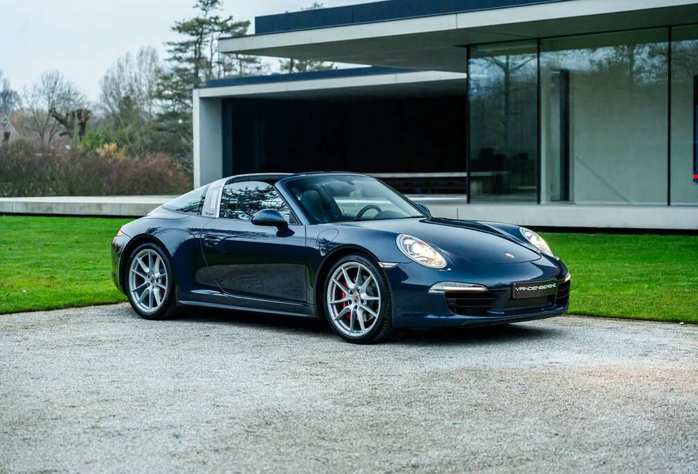Porsche 991 TARGA 4S/MANUAL GEARBOX/FULL LEATHER/BOSE/20\
