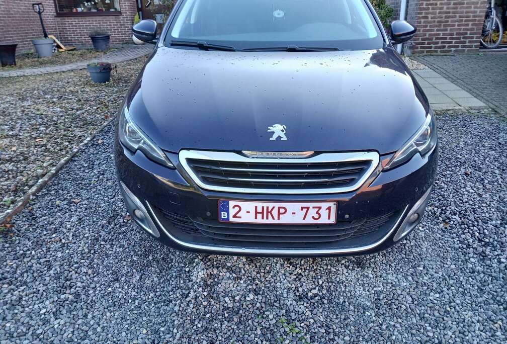Peugeot SW 1.2 PureTech Access STT