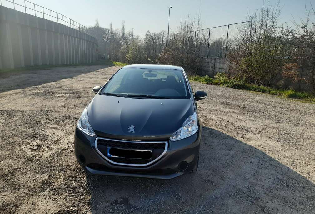 Peugeot 208 1.0i Active