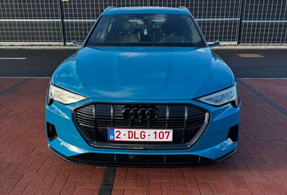 Audi e-tron 55 quattro advanced