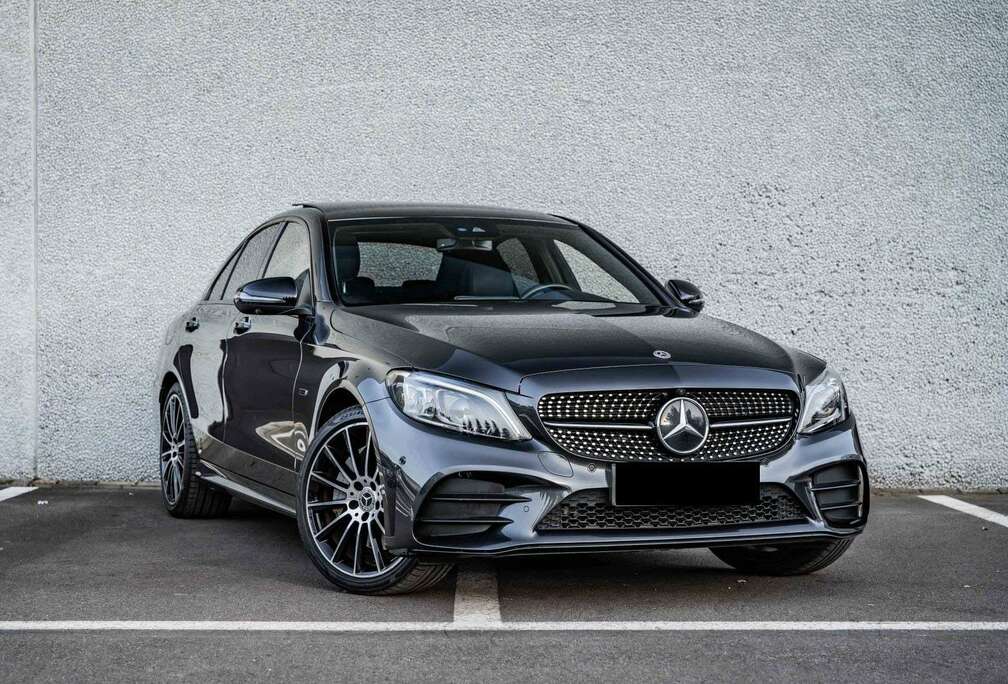 Mercedes-Benz de 9G-TRONIC AMG Line