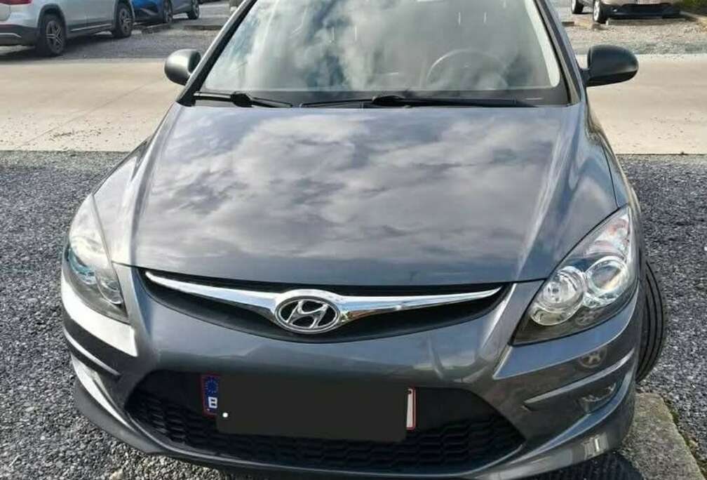Hyundai 1.4i série spéciale mondial 2010