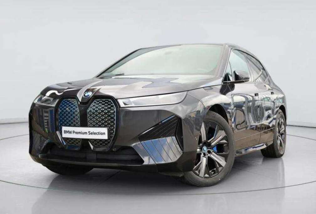 BMW xDrive50 Kit Sport