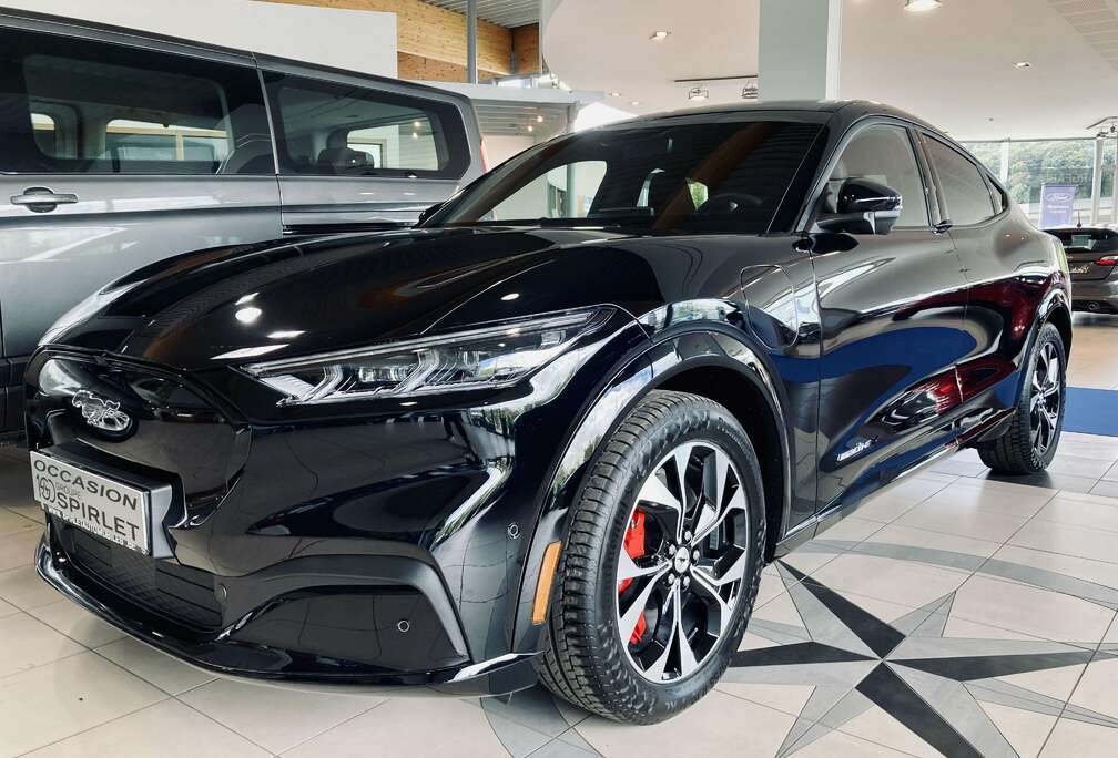 Ford 99KWH-Premium RWD Extended Ran