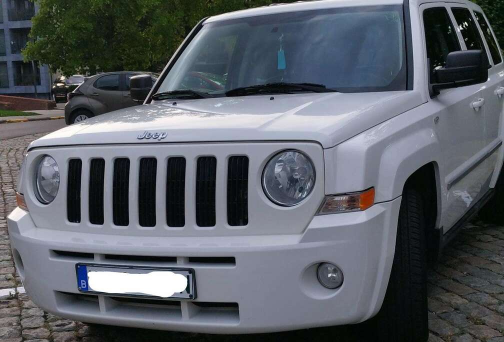 Jeep Patriot 2.4i DOHC Dual VVT Limited