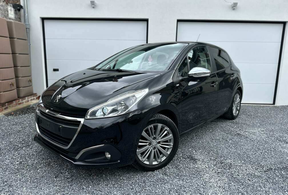 Peugeot 208 1.6 BlueHDi Style
