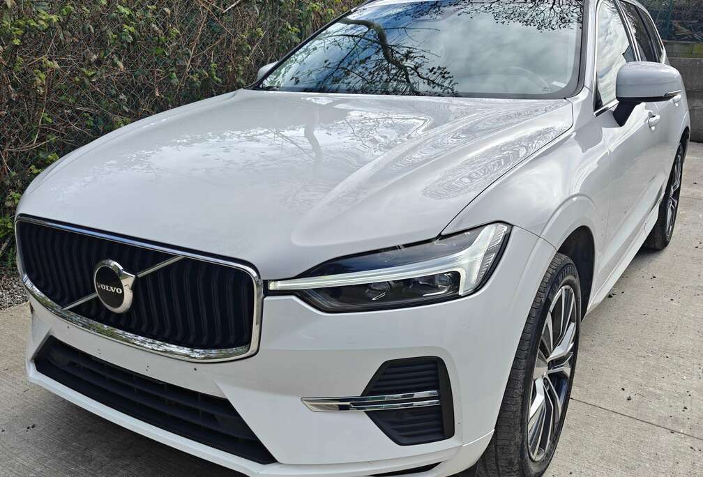 Volvo XC60 2.0 B4 MHEV Plus Bright