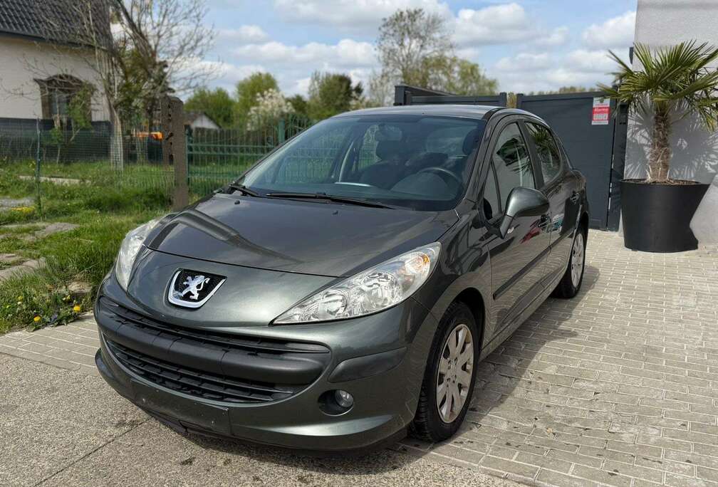 Peugeot 1.4i 16v Trendy