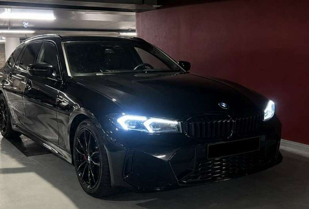 BMW Touring 318iA PACK M / Toit PANO