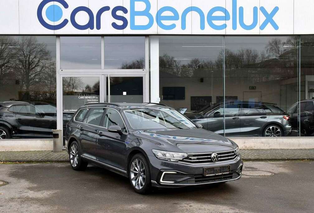 Volkswagen 1.4 TSI GTE DSG ACC GPS LANE CARNET