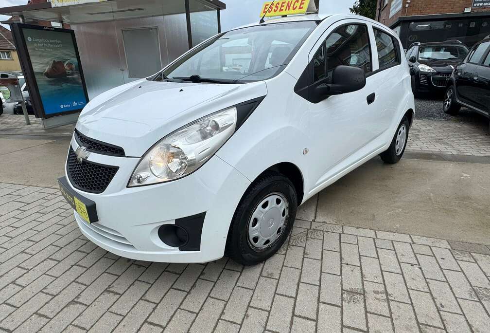 Chevrolet Spark 1.0i