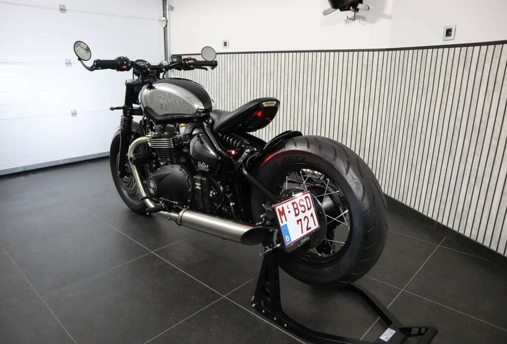 Triumph Chrome Edition