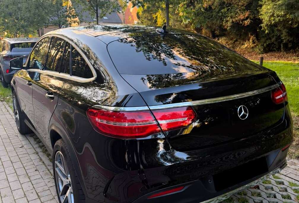 Mercedes-Benz Coupé d 4-Matic