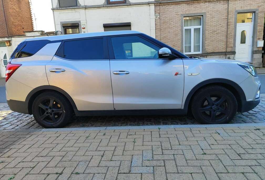 SsangYong 1.6+e-XDi+4WD+Sapphire+(EU6c)