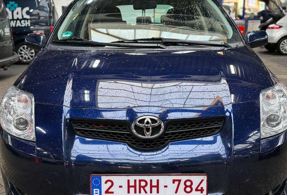 Toyota Auris 1.6 VVT-i Team