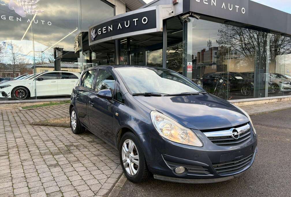 Opel 1.2i Cosmo Airco * 12 MOIS GARANTIE *