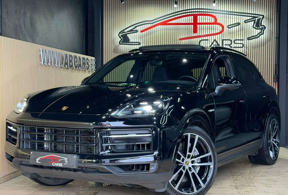 Porsche E-Hybrid 3.0 Turbo V6 (346 kW) * FULL OPTIONS *