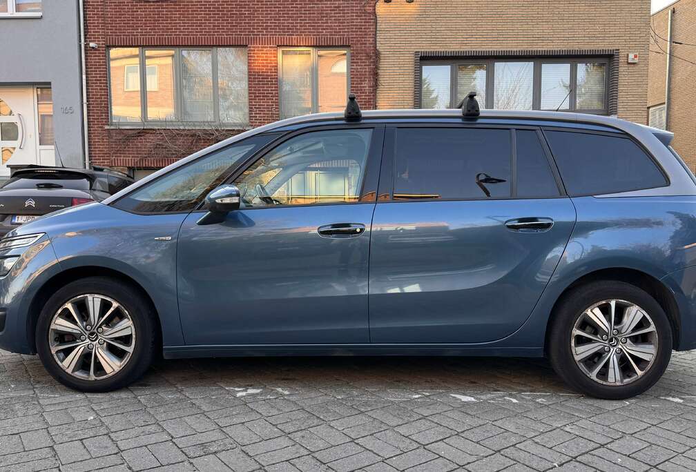 Citroen Grand C4 Picasso 2.0 BlueHDi Exclusive S - début joint de culasse - Roule encore