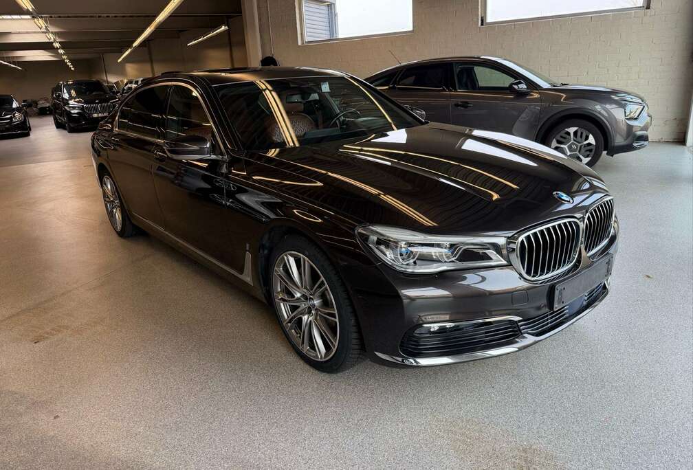 BMW 745iAL Exclusive Line