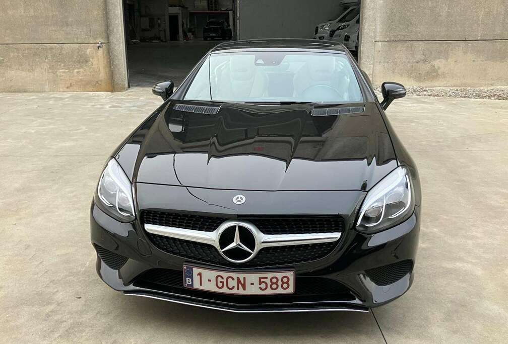 Mercedes-Benz SLC 200